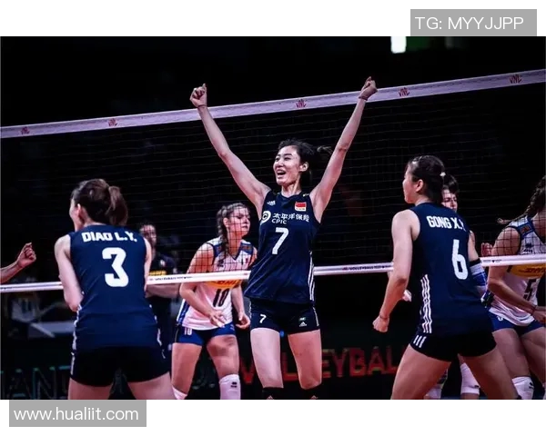 世界女排巅峰对决意大利与美国的精彩较量引发全球关注 世界女排巅峰对决意大利与美国的精彩较量引发全球关注