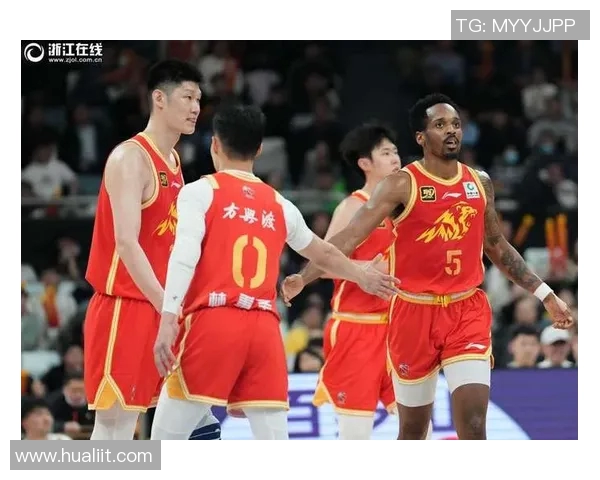 CBA精彩对决北京队与浙江广厦队比赛录像回顾与精彩瞬间分析